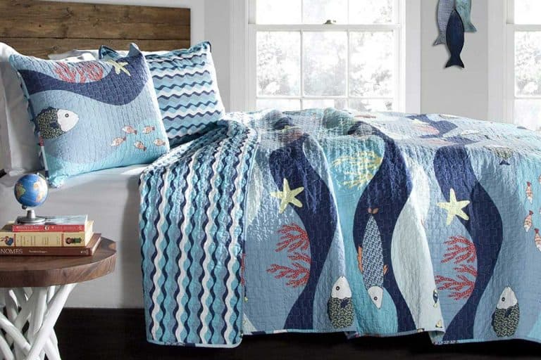 17 Beach-Themed Bedding Sets That Will Freshen Up Your Bedroom