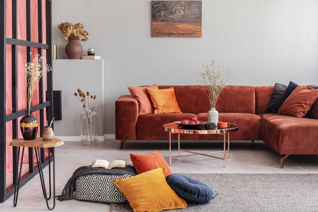 To Arrange Cushions On A Corner Sofa, How To Dress A Corner Sofa With Throws And Cushions