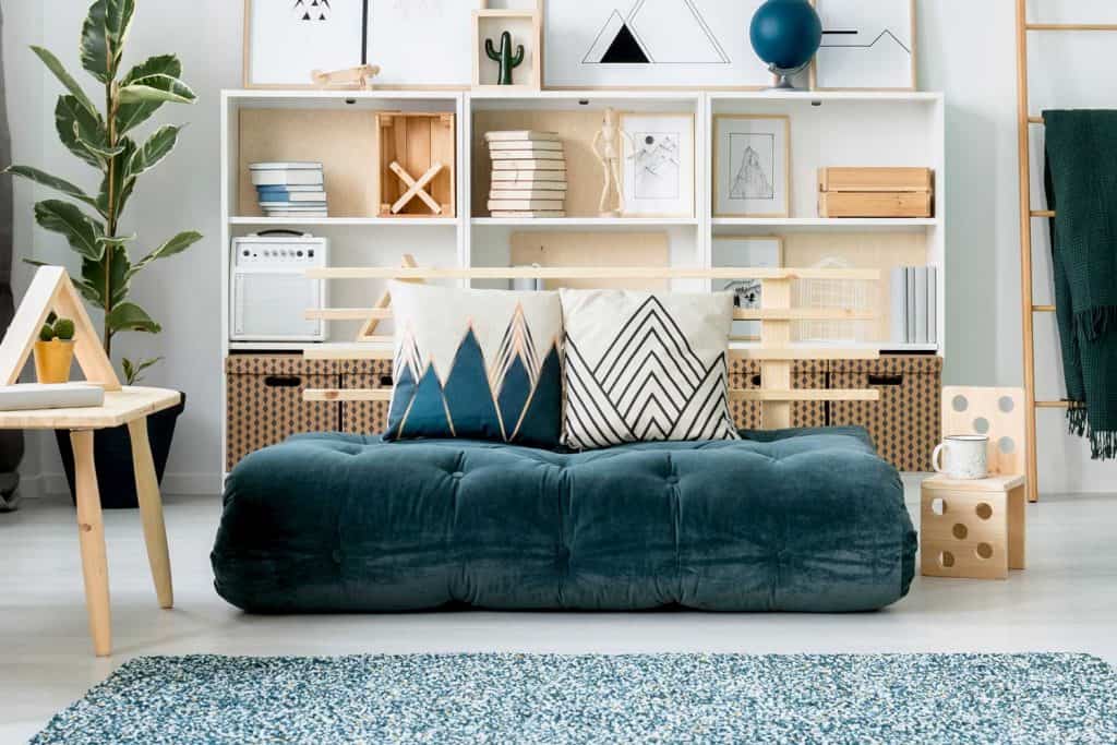 Teal Living Room Ideas | Article by HomeDecorBliss.com