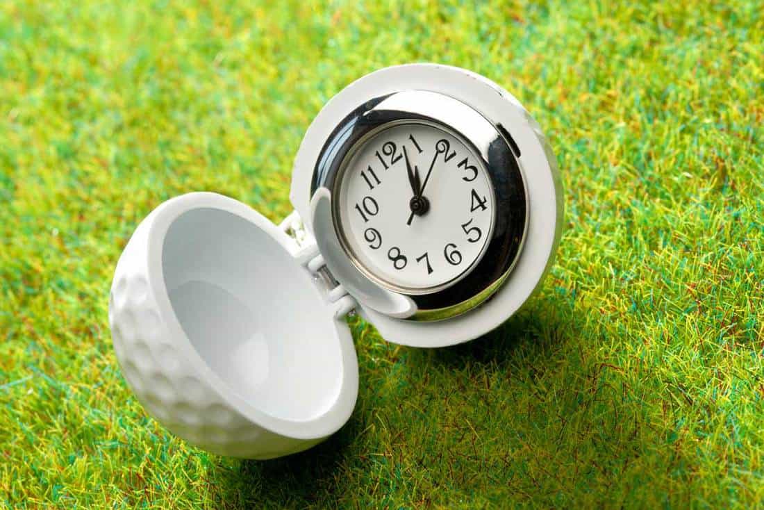 12 Awesome Golf-Themed Decor Items For Your Office