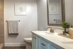 Read more about the article Does Bathroom Hardware Have to Match?