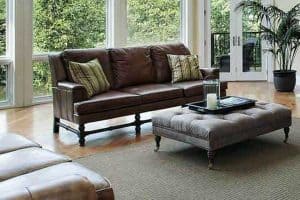 Read more about the article 17 Dark Brown Leather Sofa Decorating Ideas