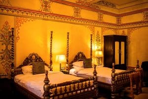 Read more about the article Indian-Themed Bedroom Ideas and Examples