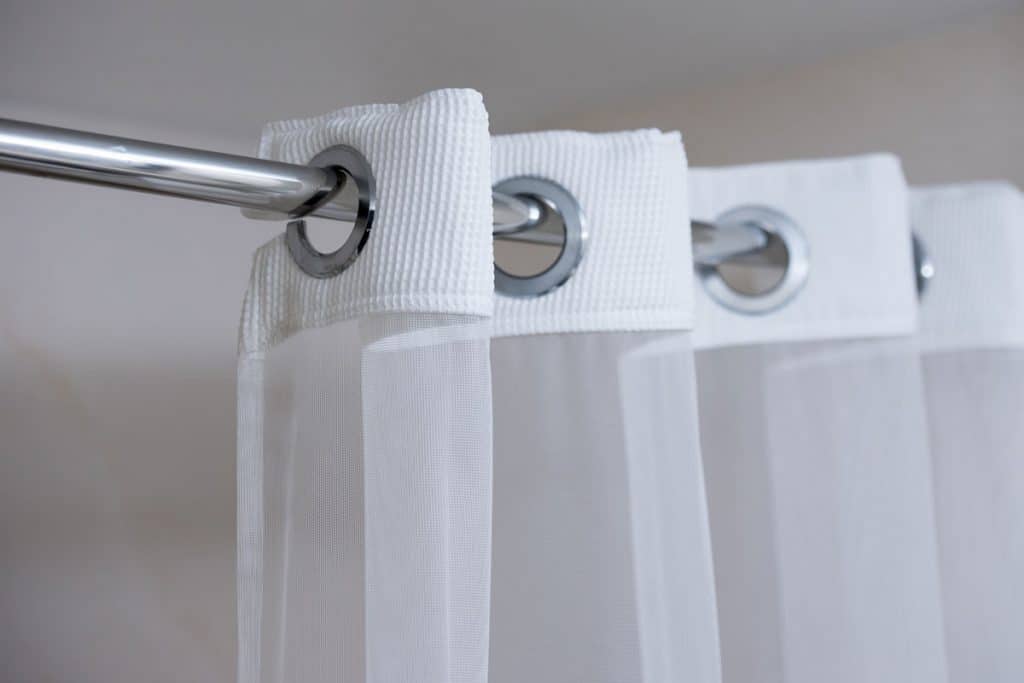 A shower curtain rod