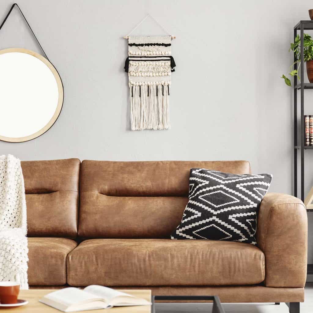 What Color Walls Goes Best With Brown, Paint Colors That Go With Brown Leather Couches