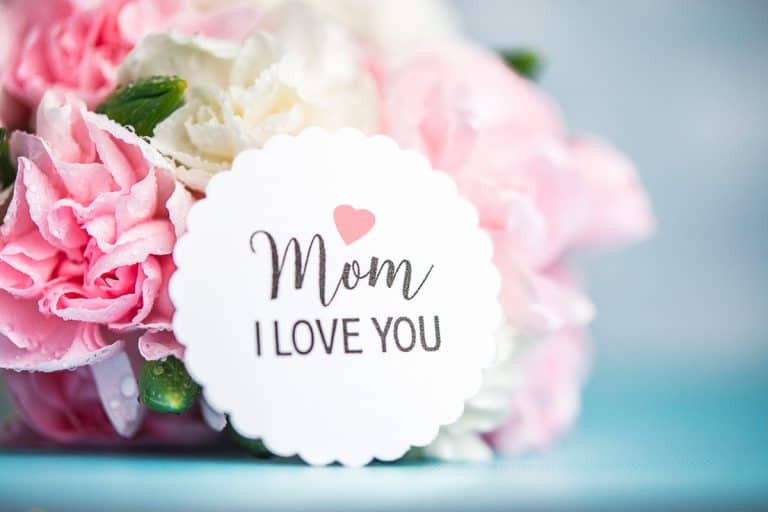 Pink and white colored flowers with message for mom printed on paper, 15 Household-Related Gifts For Mom