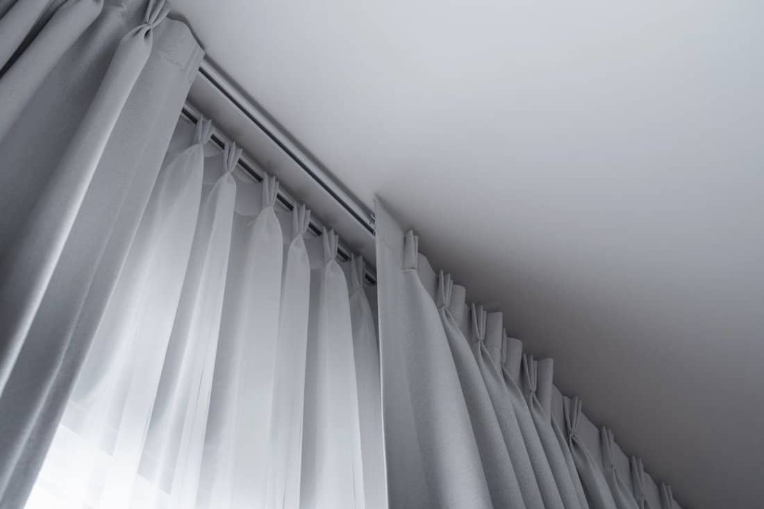 Tow layers curtain with rails, installed on ceiling, translucent and blocking lights curtains 
