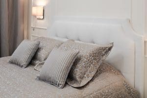 Read more about the article How Wide Is A Bed Headboard? [For King, Queen, Double, And Twin Beds]