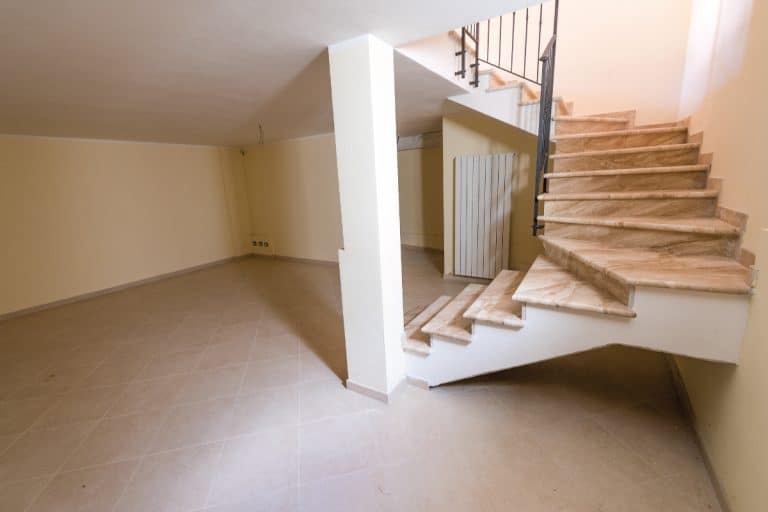 staircase to basement room, do you count bedrooms in the basement
