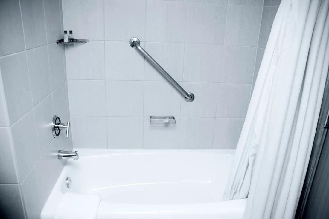 Hotel Bath, Shower