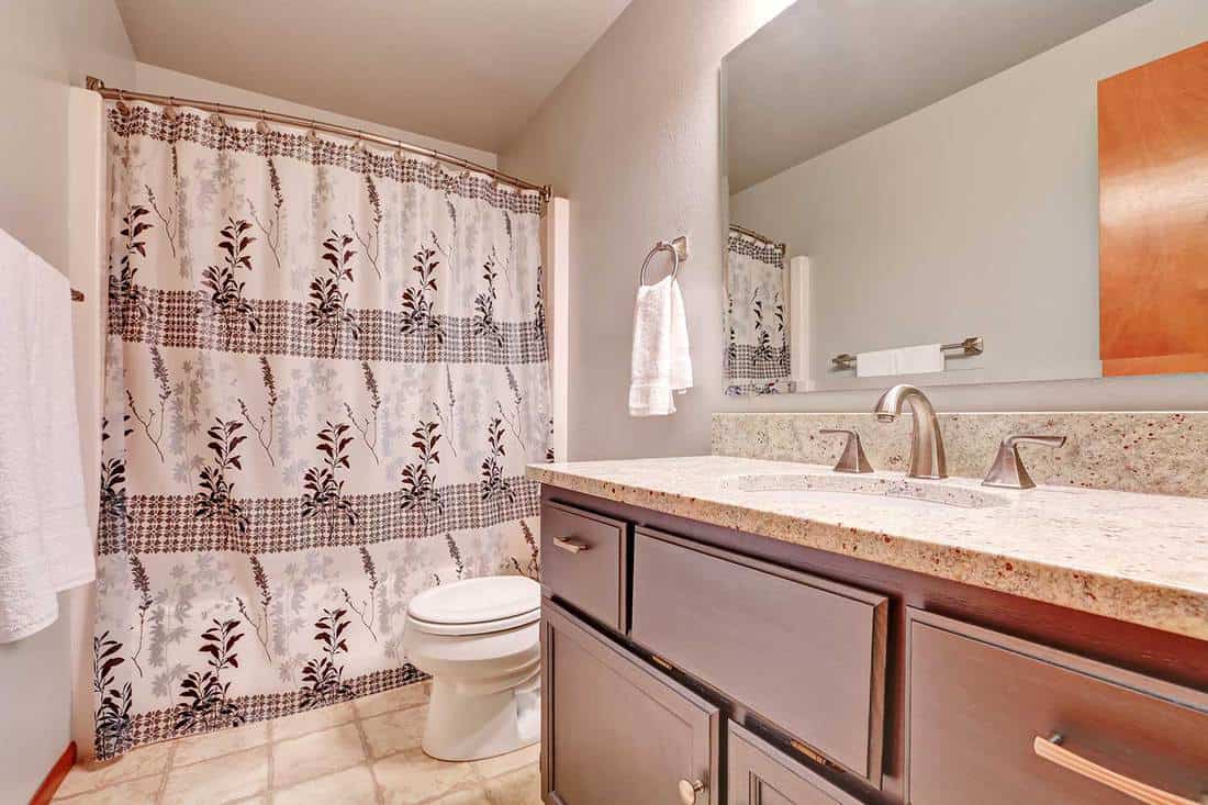 Which Side Of A Shower Curtain Liner Faces Out? - Home Decor Bliss Should Shower Curtains Touch The Floor