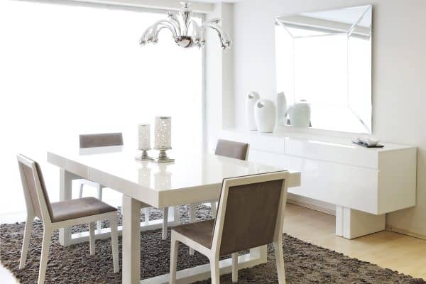 Read more about the article 11 Awesome Dining Room Mirror Ideas