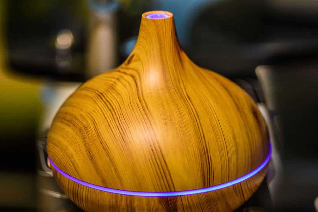 Wooden finish electric vaporiser or aromatherapy diffuser, What Are The Best Wood Oil Diffusers? [A Complete Guide]