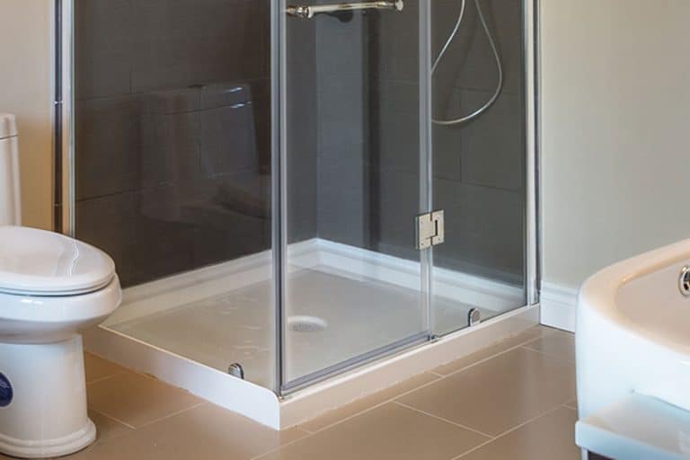Large sized bathroom with acrylic shower base, 6 Simple Steps To Clean An Acrylic Shower Base