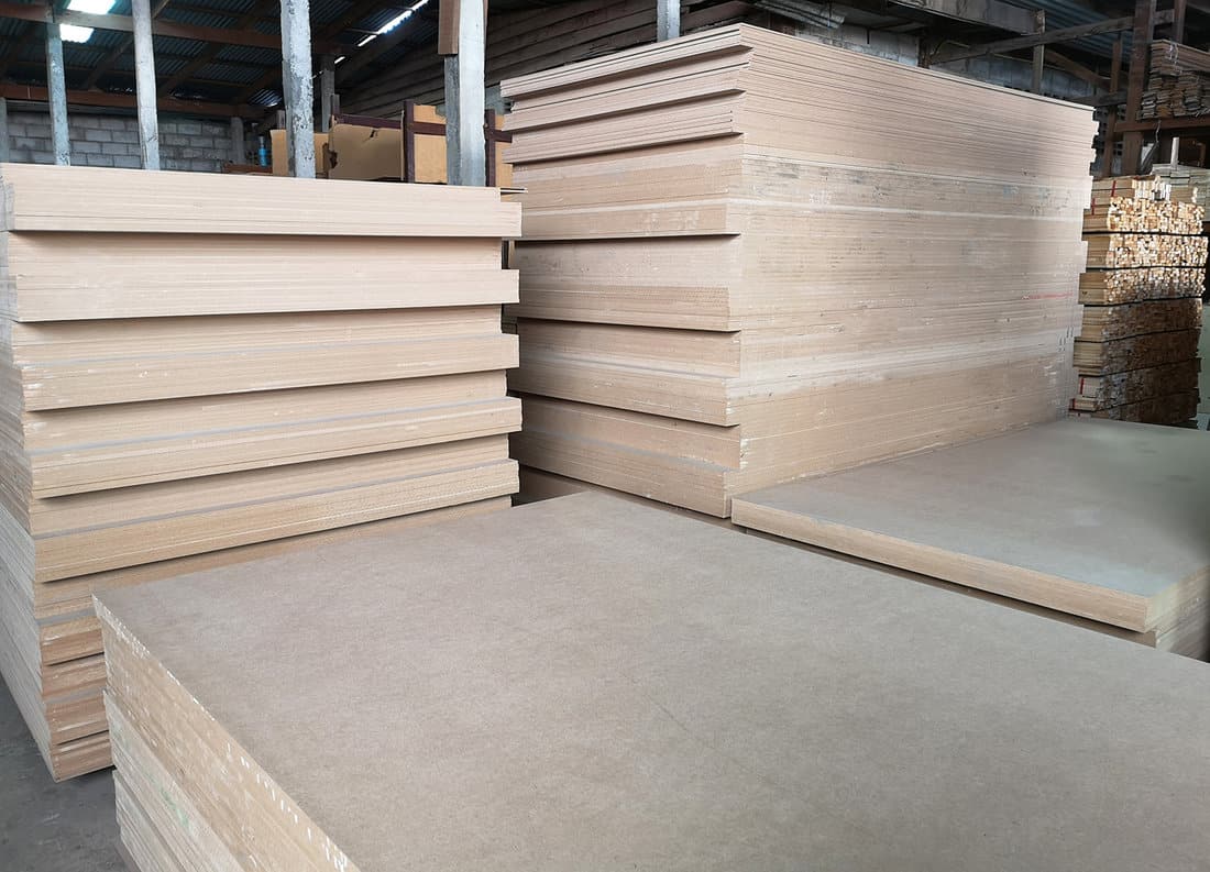 Particle board wood panels for furniture production on an industrial