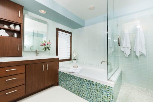 Read more about the article 11 Great Tile Around Bathtub Ideas