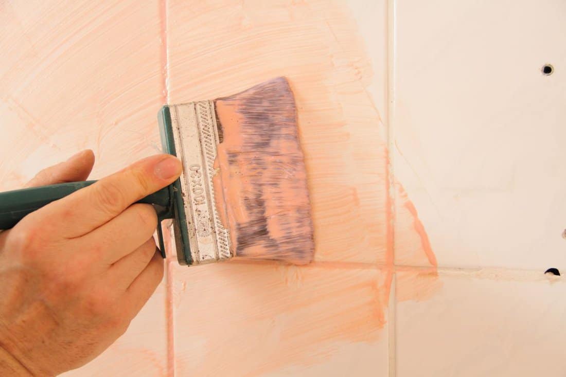 paint old tiles with glue