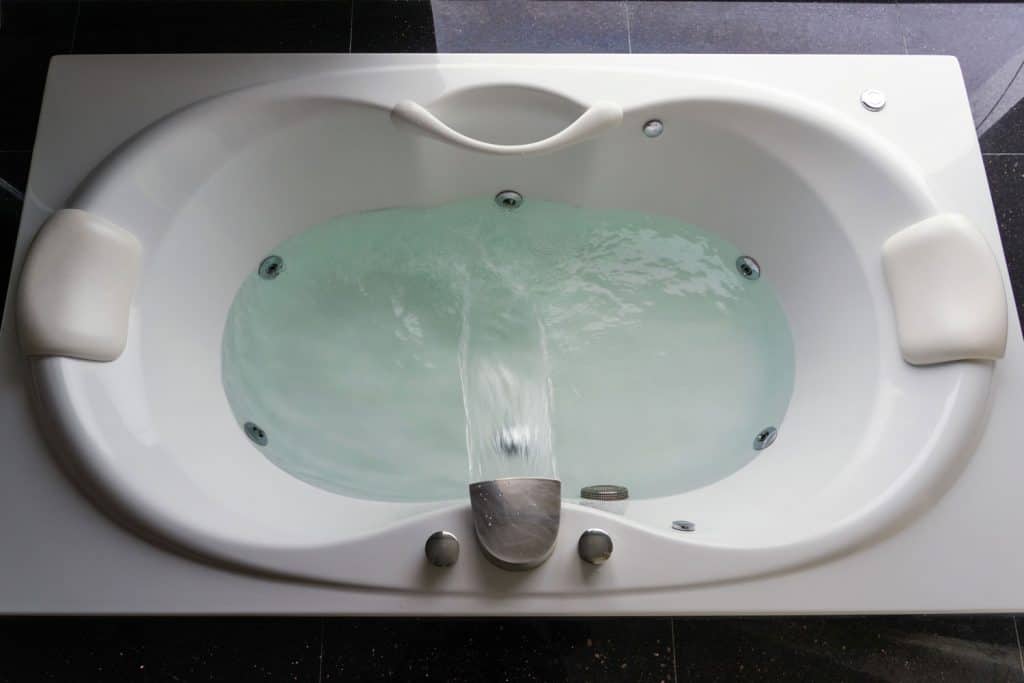 Clean A Jacuzzi Tub, Cleaning Bathtub Jets With Dishwasher Detergent