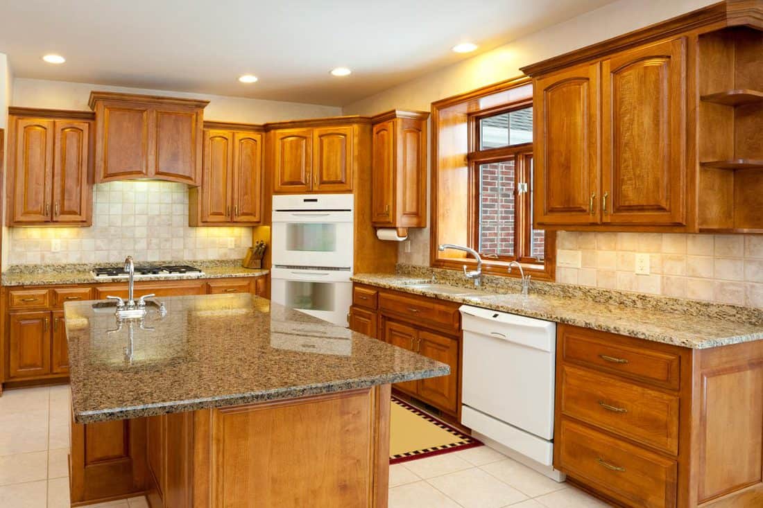 Dream kitchen with granite counters and oak cabinets, What Color To Paint Kitchen With Oak Cabinets?