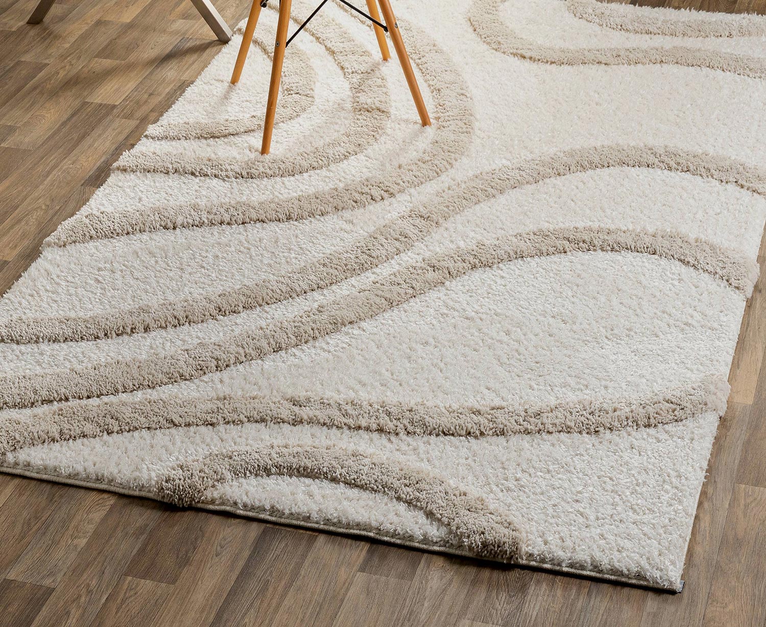 Modern shag polyester area rug