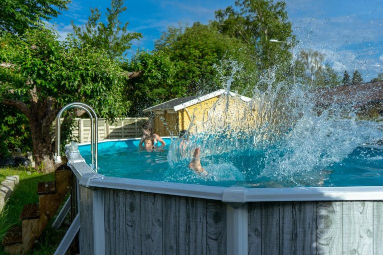 Children jump into the pool with a splash, Best Paint For Above Ground Pool Rails And Walls