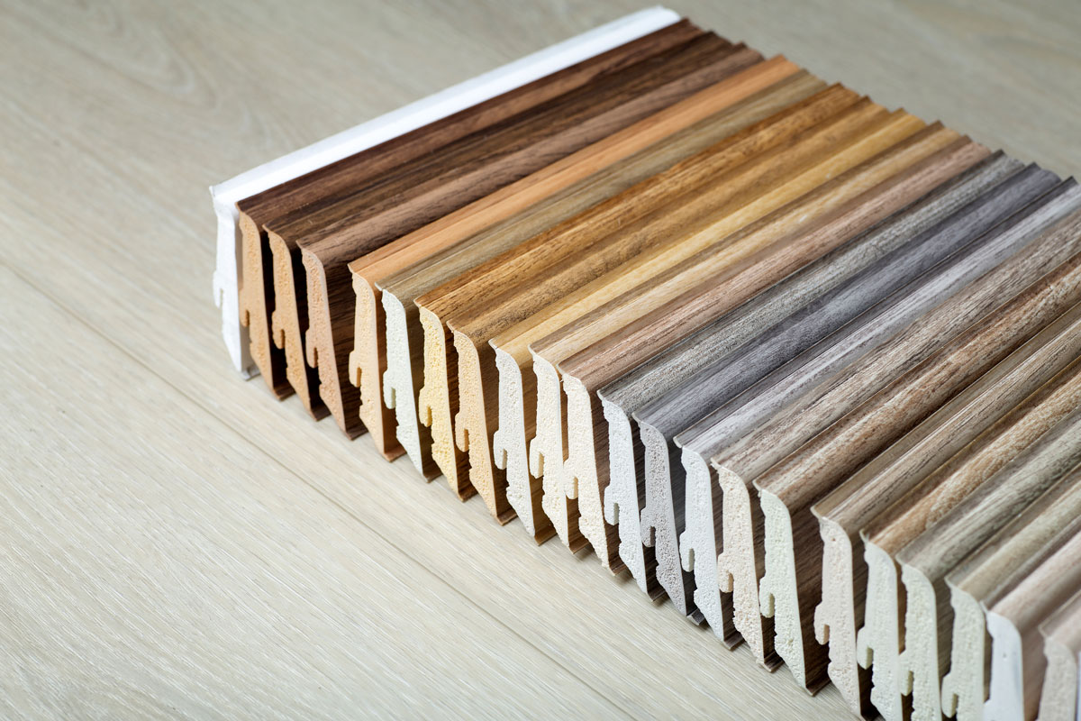 Various color of crown baseboard ang thickness for baseboarding your ceiling or the edge of the floor interior design
