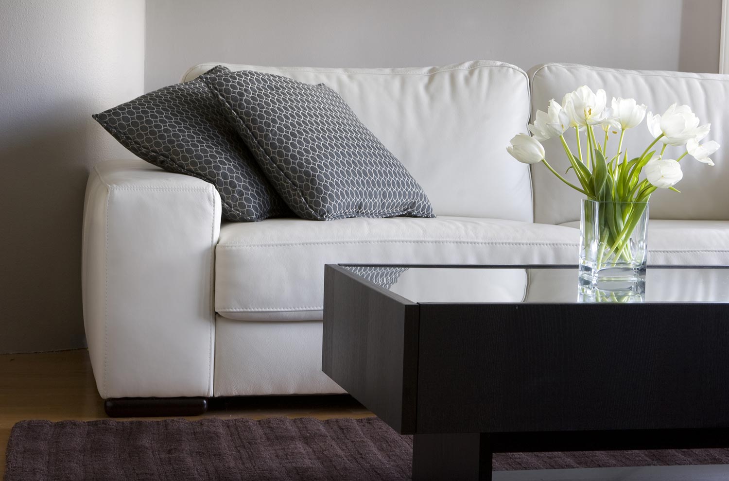 White tulips in modern living room