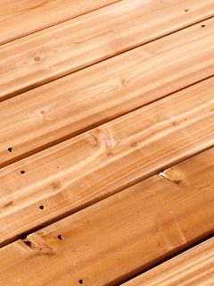 Cedar Timber Deck, What Kind Of Lumber Is Good For Rainy Weather?