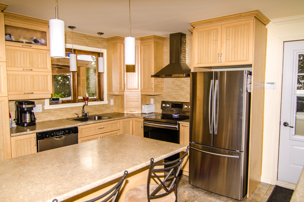 Kitchen with all appliances and patio door