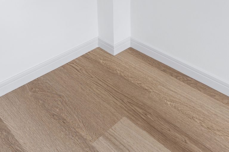 laminate flooring and white wall - How Much Space Between Laminate Flooring And Wall