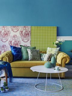 turquoise wall living room - What Colors Contrast With Blue [Home Decor Ideas]