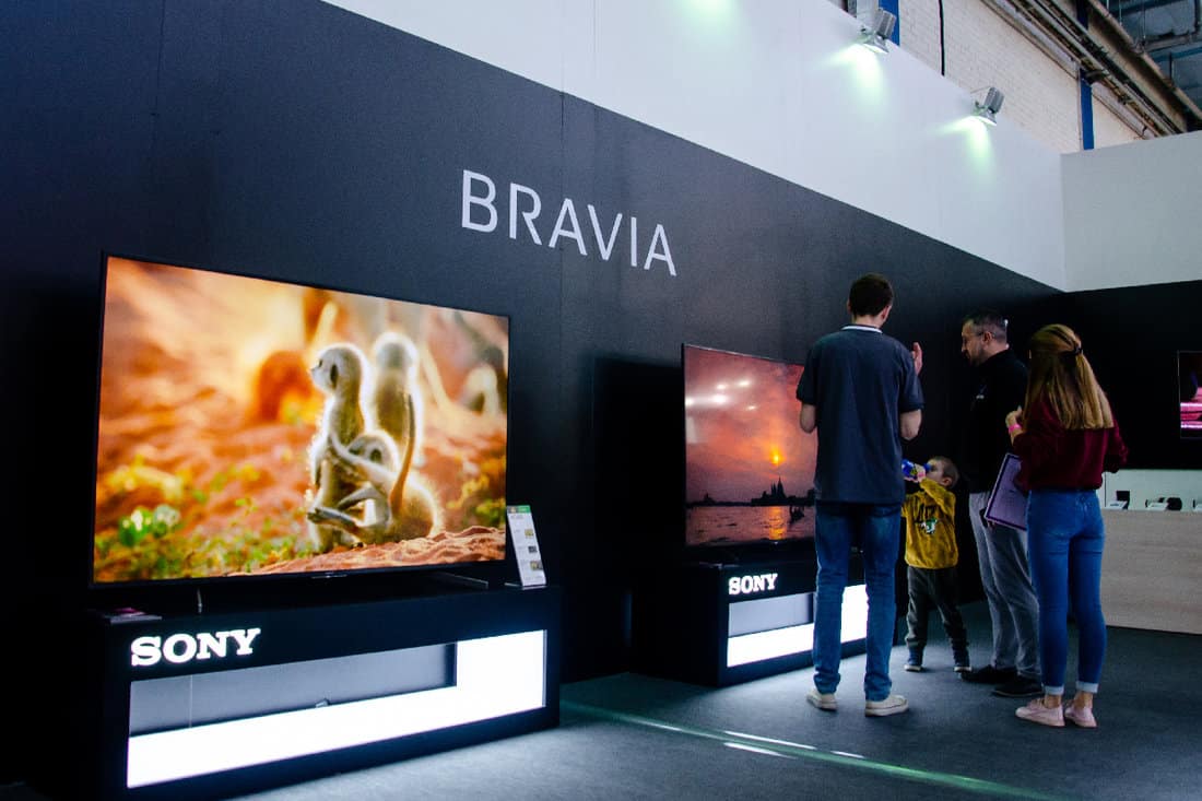 Sony bravia exposition stand