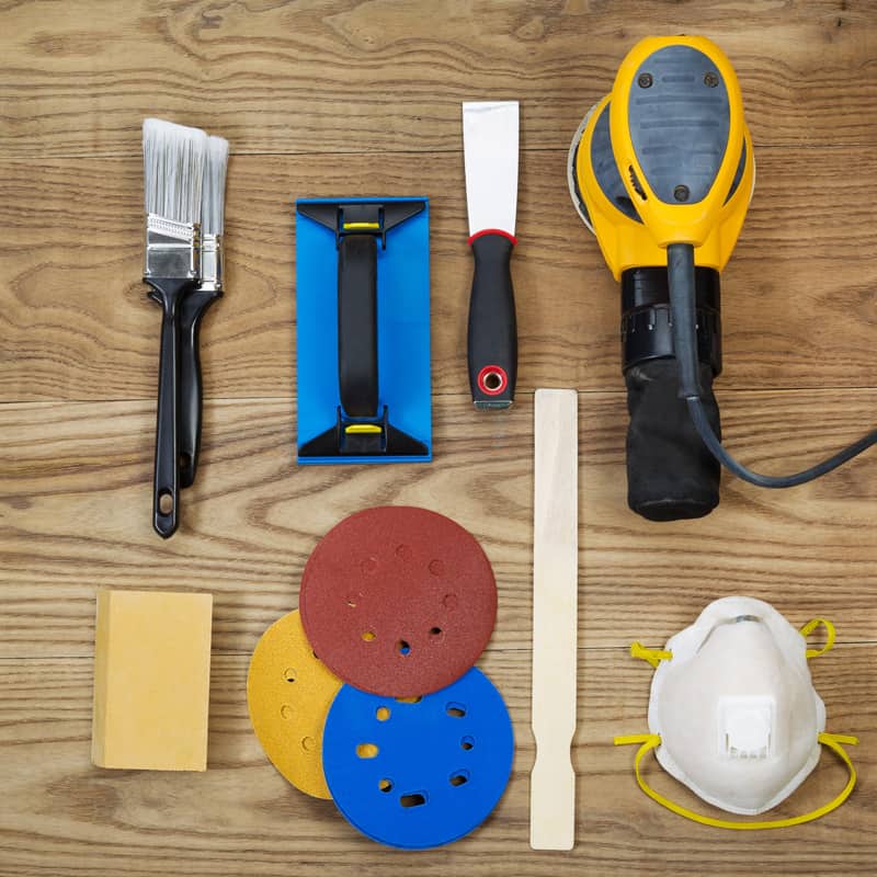 Carpentry equipment's on a table