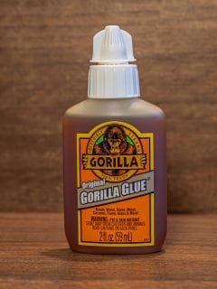 GORILLA GLUE WITH WOOD BACKGROUND,Can Gorilla Glue Be Used On Plastic?