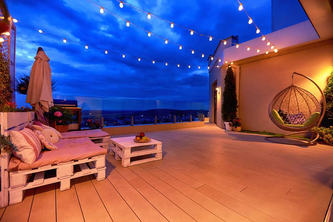 cozy-rooftop-patio-area-lounge-zone