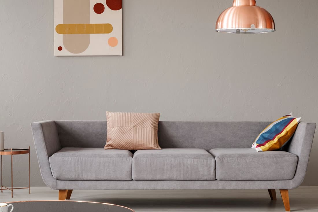 real-photo-minimalistic-living-room-interior