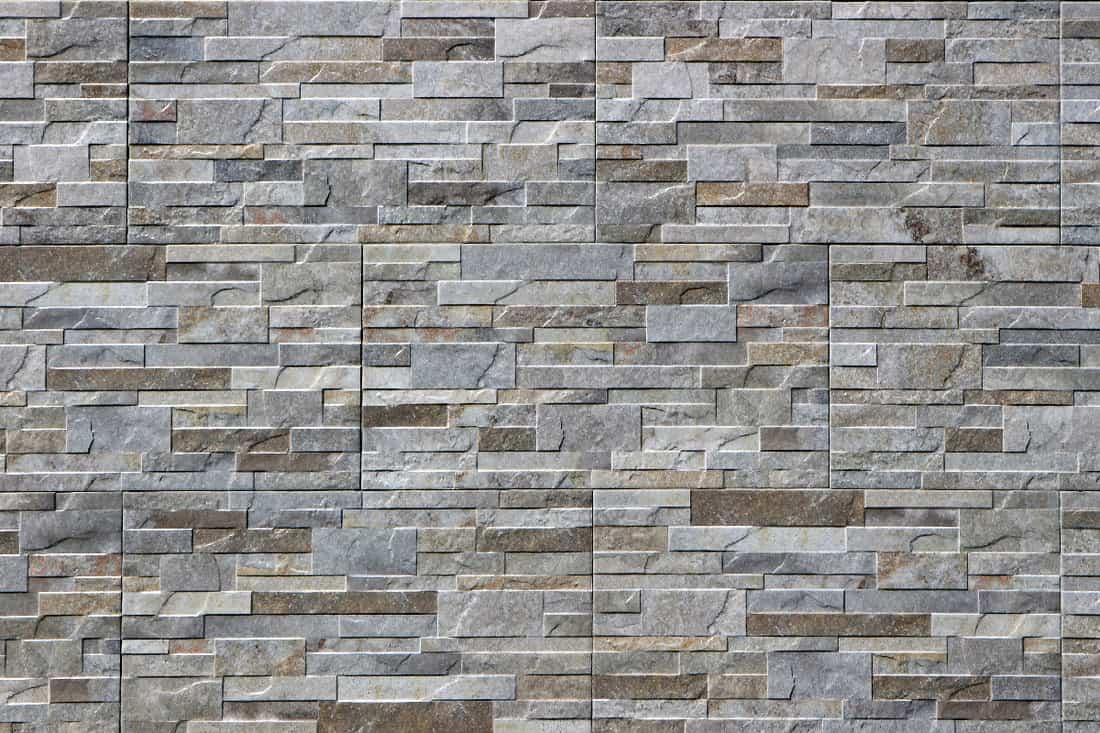 Stoneware cladding wall with stone effect