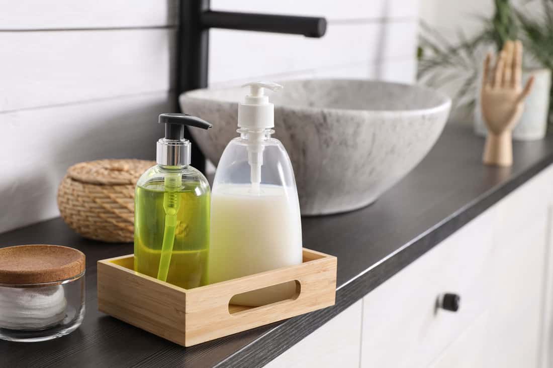 dispensers-liquid-soap-on-countertop-bathroom