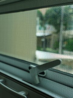 mosquito net wire frame window close up, How To Keep Window Screens From Popping Out