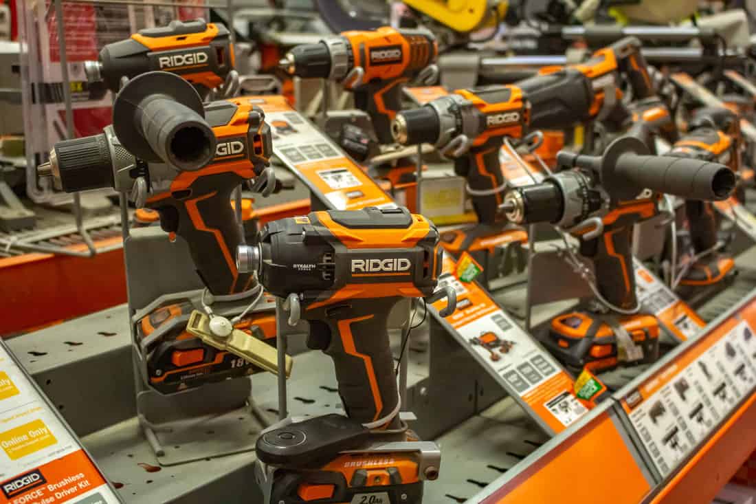 Several Ridgid brand power tools on dispaly at Home Depot