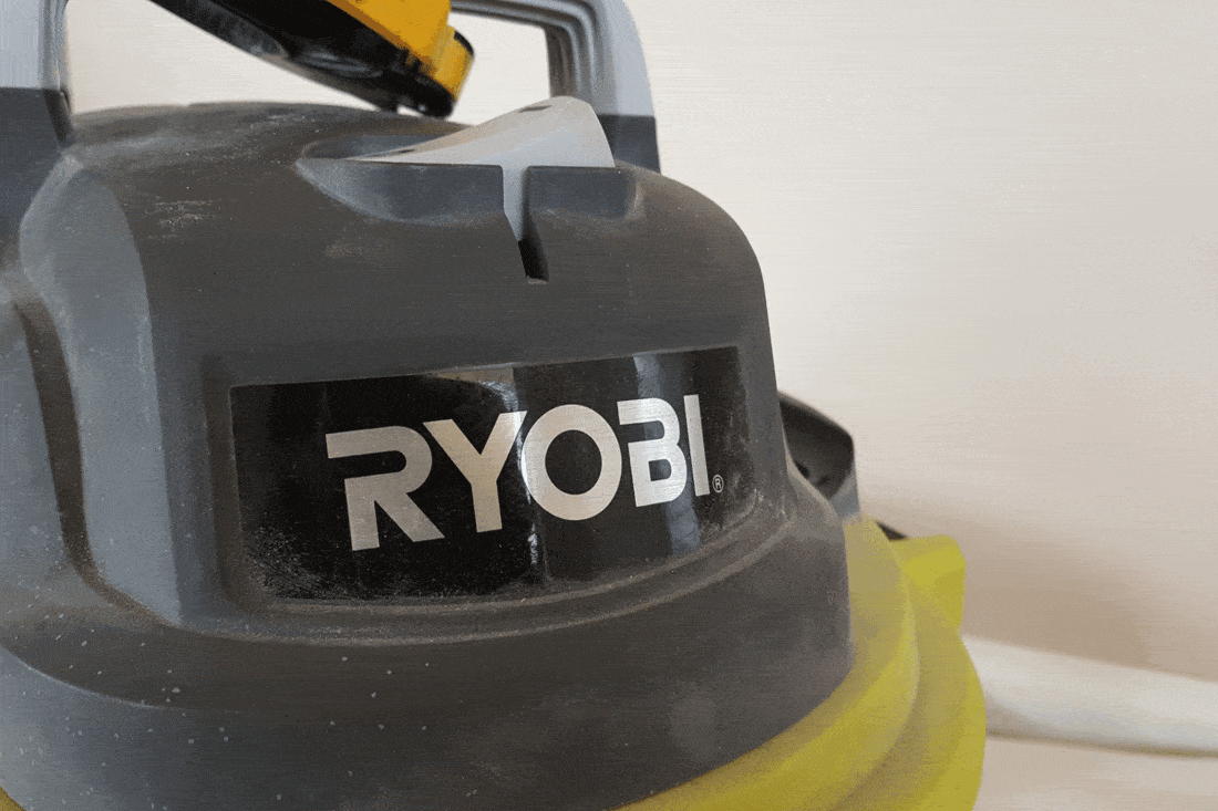 focus view of the ryobi vacuum