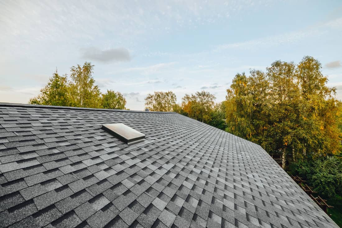 Shingle-roofing-installed-at-a-roof
